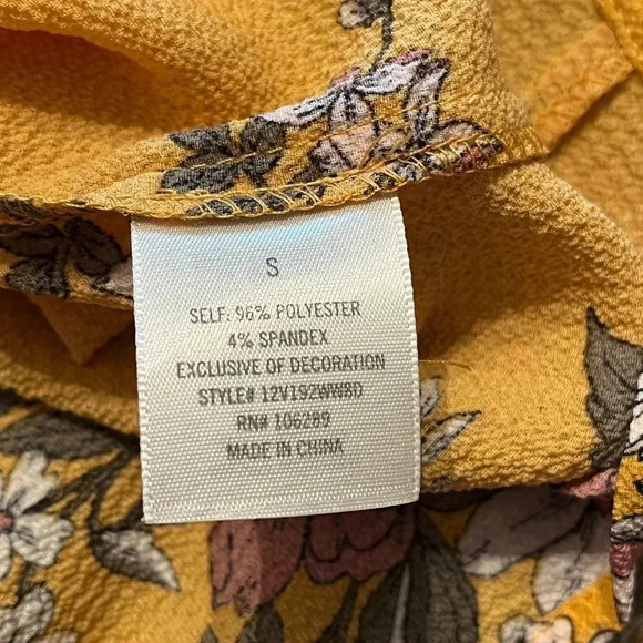 Francesca’s Floral Yellow Blue Rain Off the Shoulder‎ top NWT size S - Picture 12 of 12
